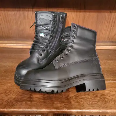 New STC Steel Toe Work Boots CSA Size 8.5 Mens / 9.5 womens New never used Zip Up sides