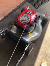 Craftsman self drive lawn mower working serviced recently