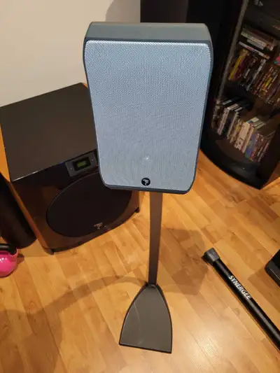 Pair of Focal Sib Speaker with stands, View more