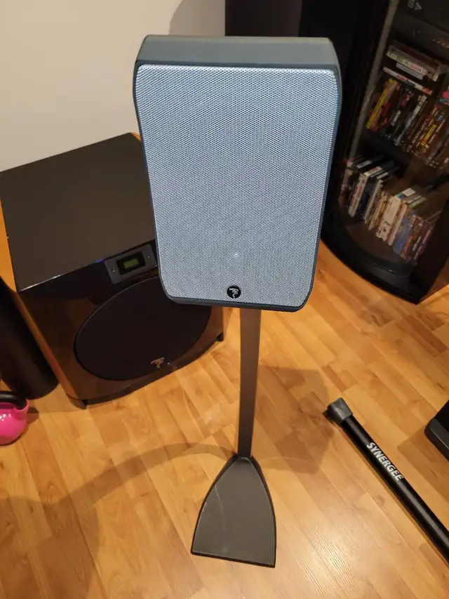 Pair of Focal Sib Speaker with stands in Speakers in City of Toronto - Image 2