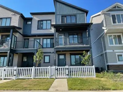 Townhome for rent in aster