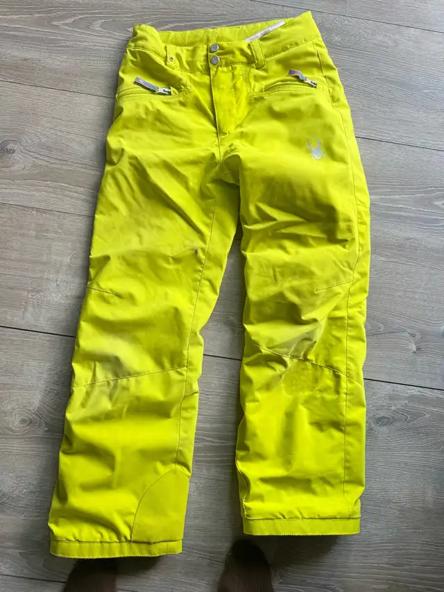 Spider snow pants in Kids & Youth in Calgary - Image 2