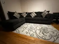 Sectional Couch/ Fauteuil Divan sectionnel en L