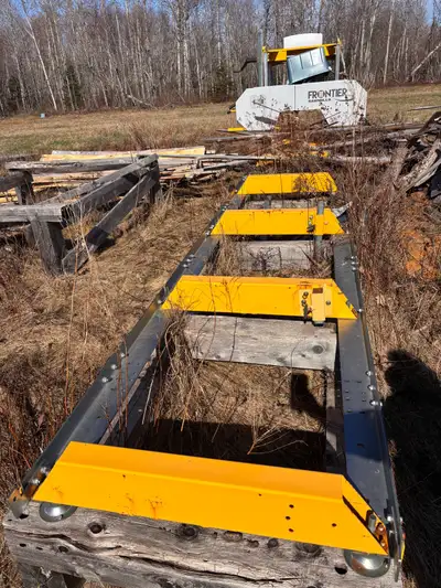 Selling as is where is Hasn’t been started in a bit 16ft long comes with extra blades Located in Tat...