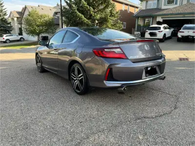 Top-of-the-Line Touring Edition – Last Year Available in Manual Transmission This is the final and m...