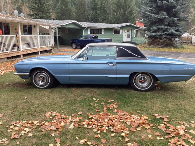 1966 Ford T-Bird Landau Coupe in very good condition in Classic Cars in Penticton