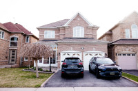 4 BDR 4 BATH House - 5 min to WHITES and 401 (Pickering)