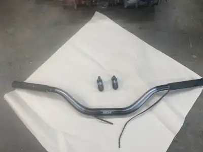 RSI chromoly 1-1/8 inch bars , complete with heated grips, clamps and allen head bolts. Call or text...