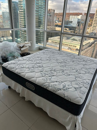 Lit king size beautyrest