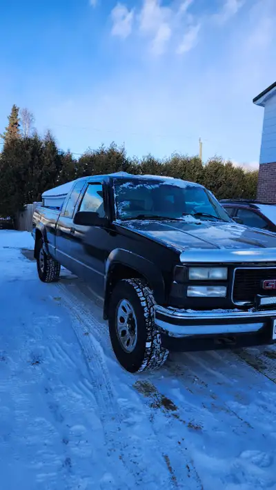Selling my 1998 GMC. 5.7 Vortec engine. Still is my daily drive, would like to downsize. It's a pret...