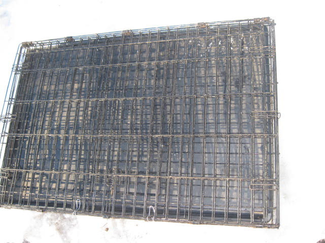 One I-Crate, XL wire dog crate, 29"X30.5"X42.5"; in Accessories in Thunder Bay - Image 3