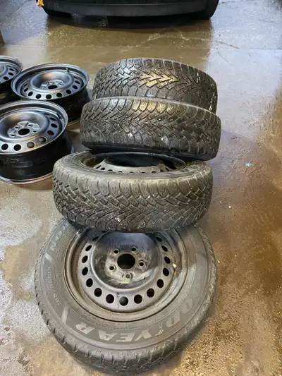 Set of 4 195 65 15 Goodyear winter tires with Ford Focus 5x108mm $400 installed & balanced