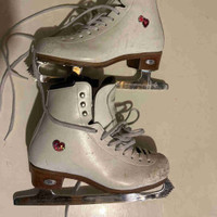 Figure skates