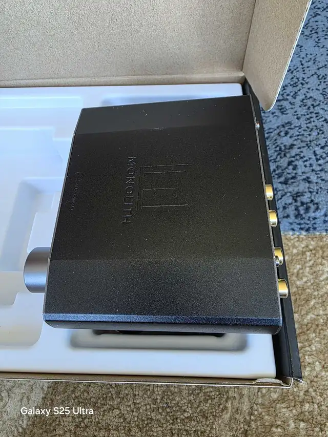 Monolith Liquid Spark Headphone Amplifier in Headphones in Windsor Region - Image 10