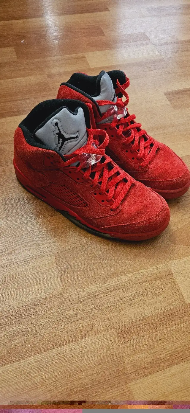 Jordan 5 red suede in Men's Shoes in Lethbridge - Image 3