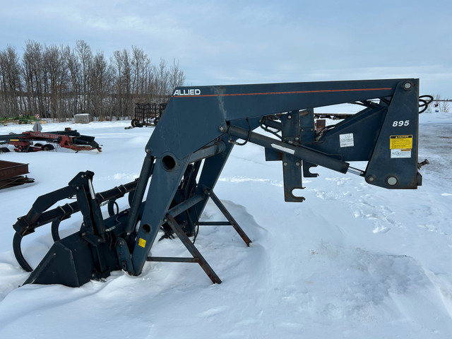 Allied 895 Loader in Farming Equipment in Red Deer - Image 3