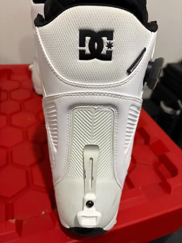 Men’s step on snowboard boots, size 12M.  in Snowboard in Edmonton - Image 4