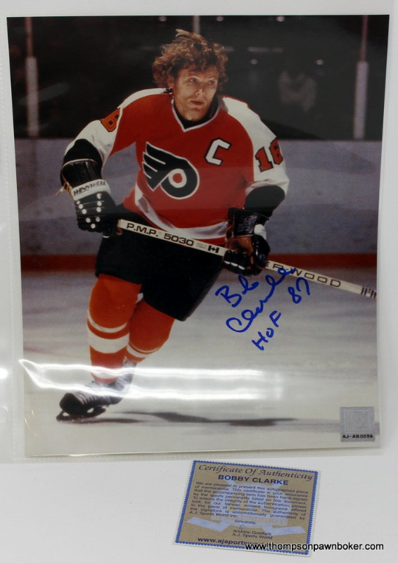 Bobby Clarke autographed photo in Other in Hamilton - Image 2