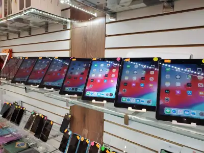 Ipad Air, Plusieur Disponibles Seulement 79$ ⭐⭐⭐, View more