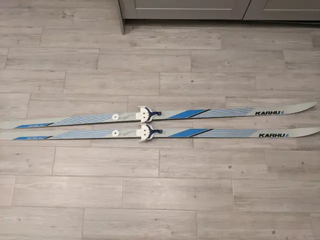 Kaehu Cross Country Ski + WhiteWoods Boots in Ski in Ottawa - Image 6
