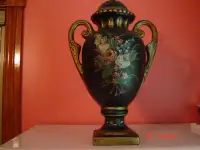 Vase décoratif avec couvert 10" x 18"po de haut