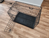 Medium/Large double door metal dog crate