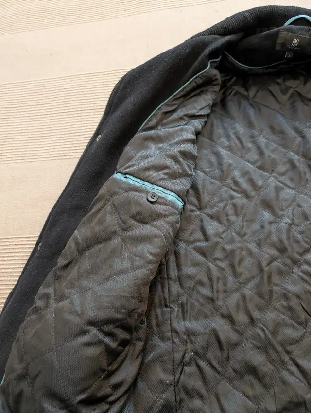Men's Fabric Winter Jacket Size Large in Men's in Edmonton - Image 5