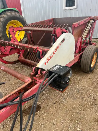For sale 546 Rock O Matic Hydraulic drive New boogies New shocks New tires New hub and bearings This...