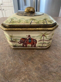Ornate Decorative Box with Lid of African Style Décor