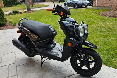 Yamaha BWS 125 Scooter (Gas) -Only 1300K -Clean Title -NEW Dunlop D604 tires! Fuel Consumption ± 37k...