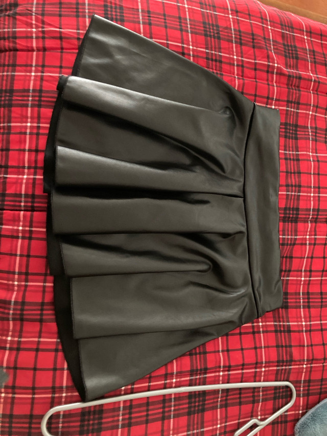 Black skirt  in Women's - Dresses & Skirts in Oshawa / Durham Region