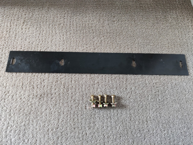 Snowblower / Snow Throwers - 24" Blade Scraper Bar - 1738301 in Snowblowers in Calgary