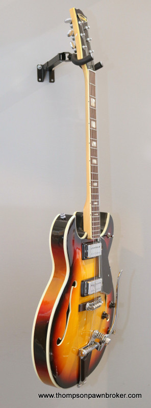 GRANADA 5002T ELECTRIC GUITAR & CASE (70's, Japan) in Guitars in Hamilton - Image 3