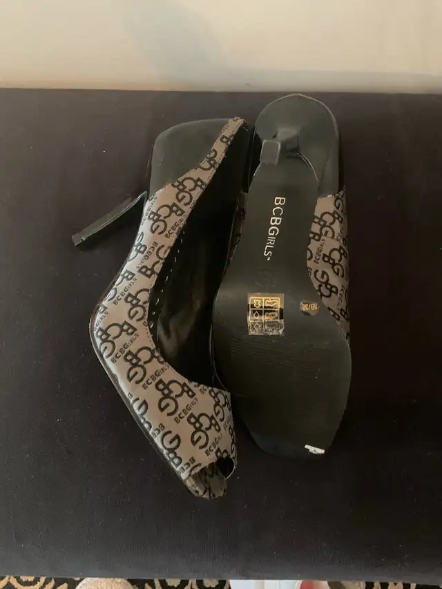 BCBG high heels  in Women's - Shoes in Calgary - Image 4