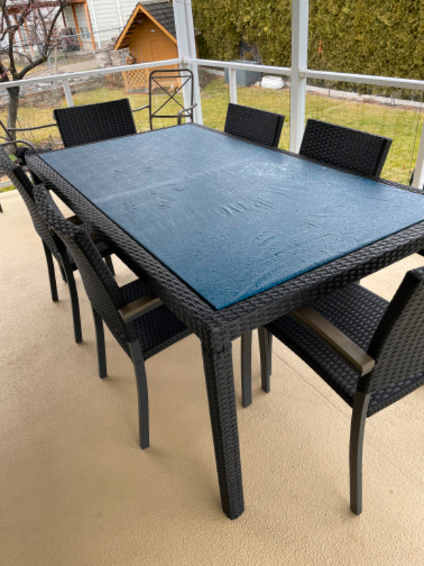 Patio Table 39” x 70.5” with 6 Chairs in Other Tables in Penticton - Image 2