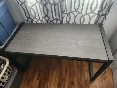 Table à vendre, View more