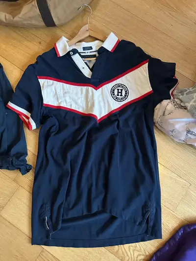LIKE NEW TOMMY HILFIGER NYC POLO T SHIRT MEN SIZE LARGE, View more