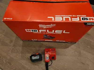 Milwaukee M18 fuel 10" Dual Bevel sliding compound mitre saw kit, View more