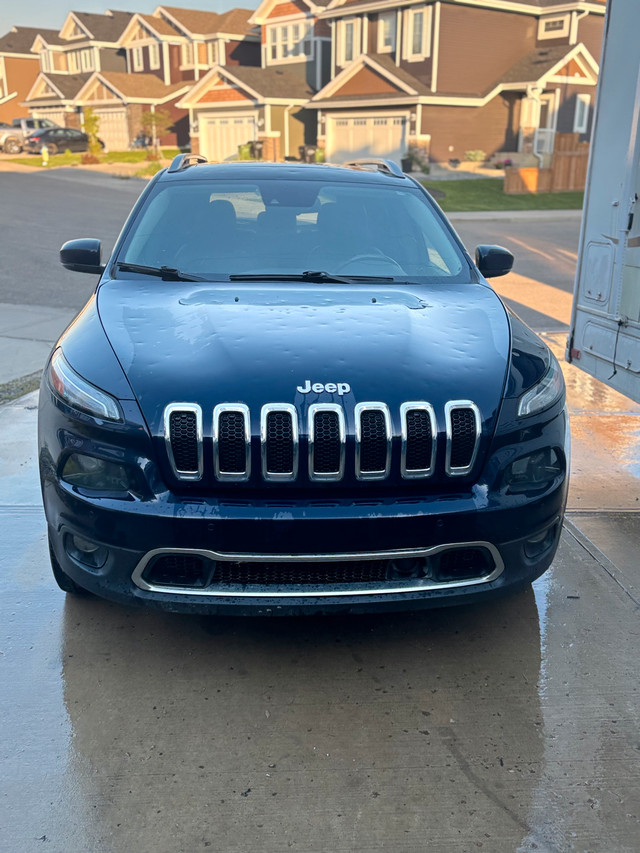 Jeep Cherokee limited 2014  in Cars & Trucks in Edmonton