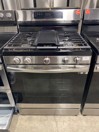 Samsung gas range with air fry