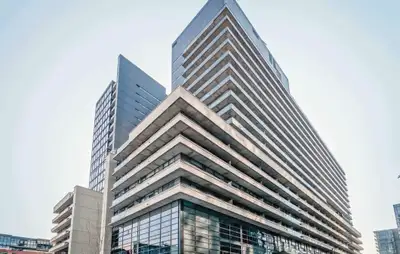Available September 15th, 2025 PRIME QUEEN WEST LOCATION !! 2 Bedrooms + 2 Full Bathrooms - Split La...