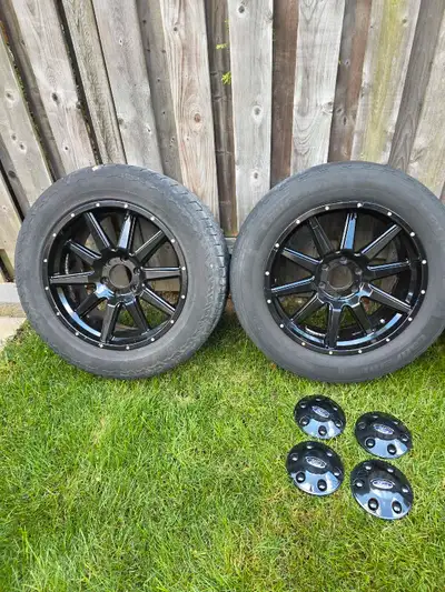4 aftermarket, aluminum rims. Ford f 150 6 bolt 20 inch. The 5 Tires are ok, it's the rims i'm selli...