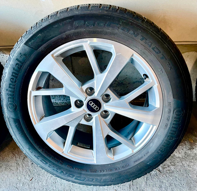 All season tires and original Audi Alloy Rim - 2022 Audi Q3 in Tires & Rims in City of Toronto - Image 4