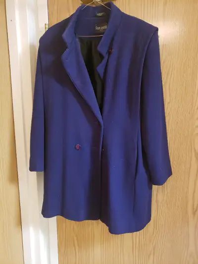 WOMAN'S COAT, View more