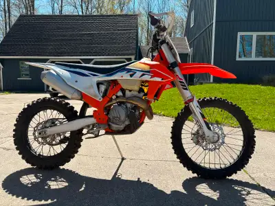 14 hours Excellent condition Little bit of brush scratches and what you'd expect a woods bike with 1...