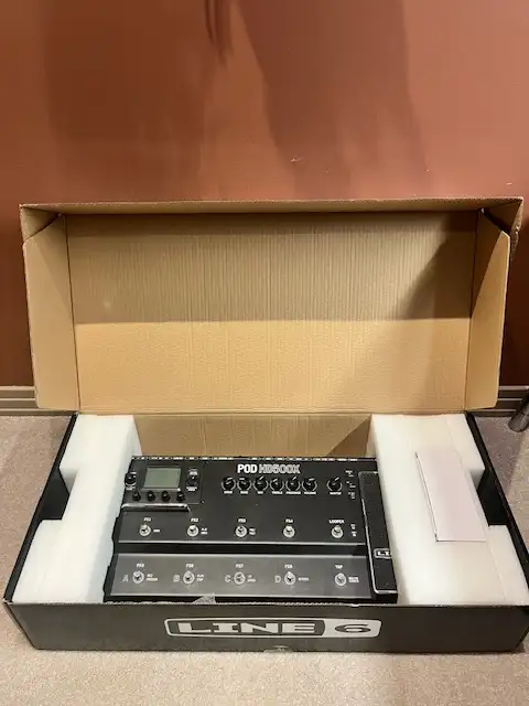 LINE 6 POD HD500X  GUITAR MULTI- EFFECTS PROCESSOR62863266566274121