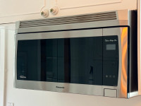 Panasonic Over the Range Microwave Oven (NN-SE284S)
