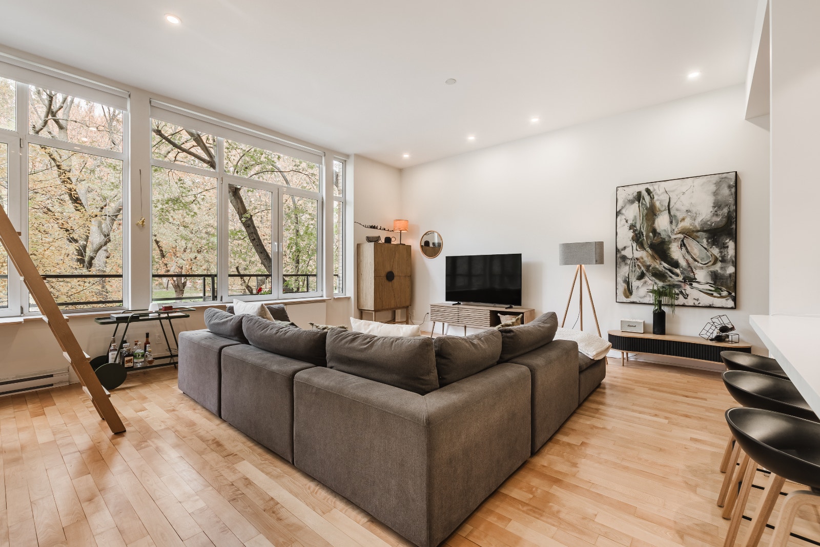 Fully furnished luxury semi-loft | Plateau-Mont-Royal — photo 3