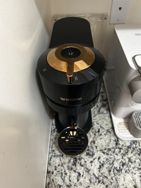 Nespresso vertuo Next limited rose gold