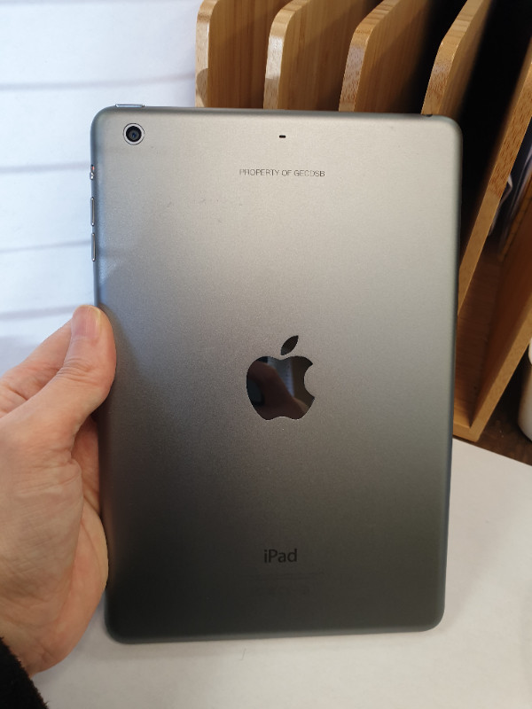 Apple mini2 ipad 16gb  Unlocked in iPads & Tablets in Winnipeg - Image 2